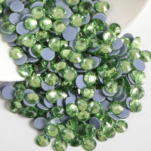 imageBeadsland Hotfix Rhinestones 2880pcs Flatback Crystal Rhinestones for Crafts Clothes DIY Decorations Champagne SS8 2325mmLight Green